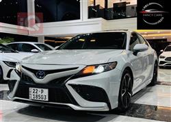 تۆیۆتا کامری